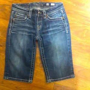 Size 28 shorts miss me